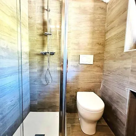 Comecasa 2 Bedrooms Messelod Chalet Appartamento La Magdeleine